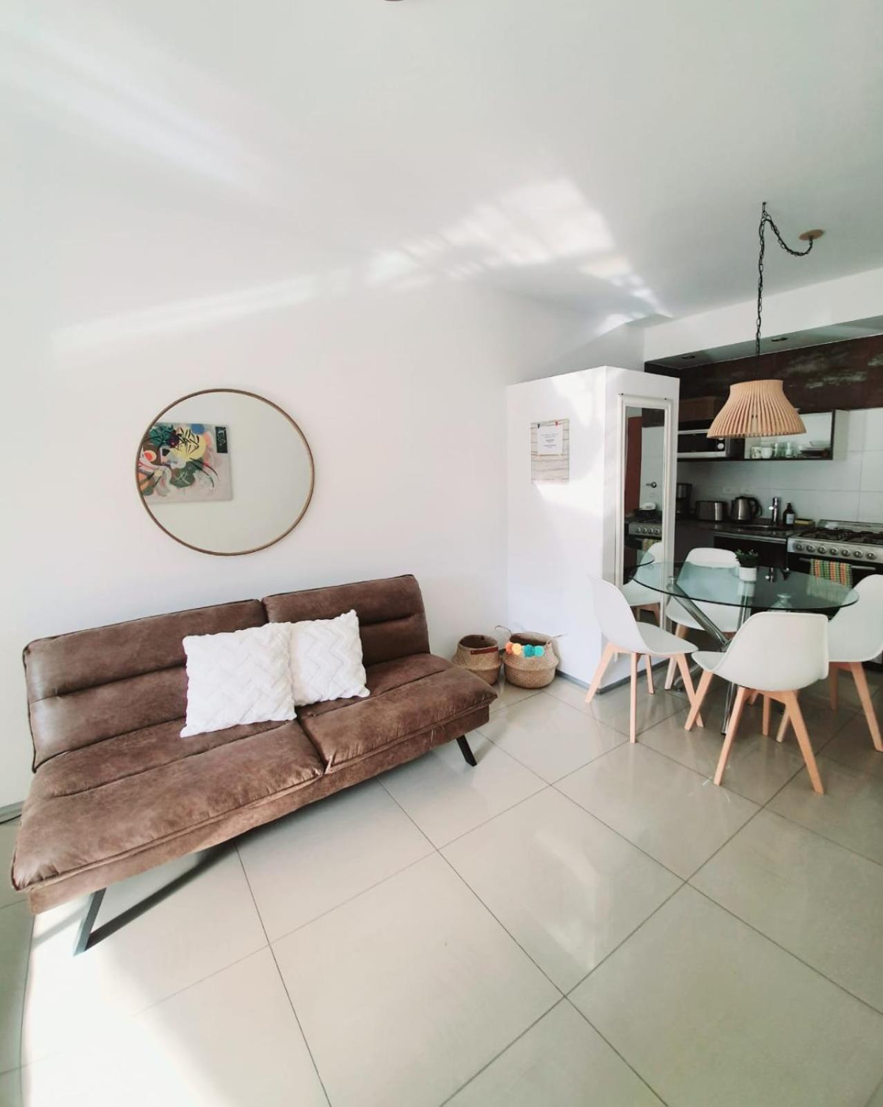 Monoambiente Super Amplio Y Comodo, Ideal Para Explorar La Ciudad Buenos Aires Exteriör bild