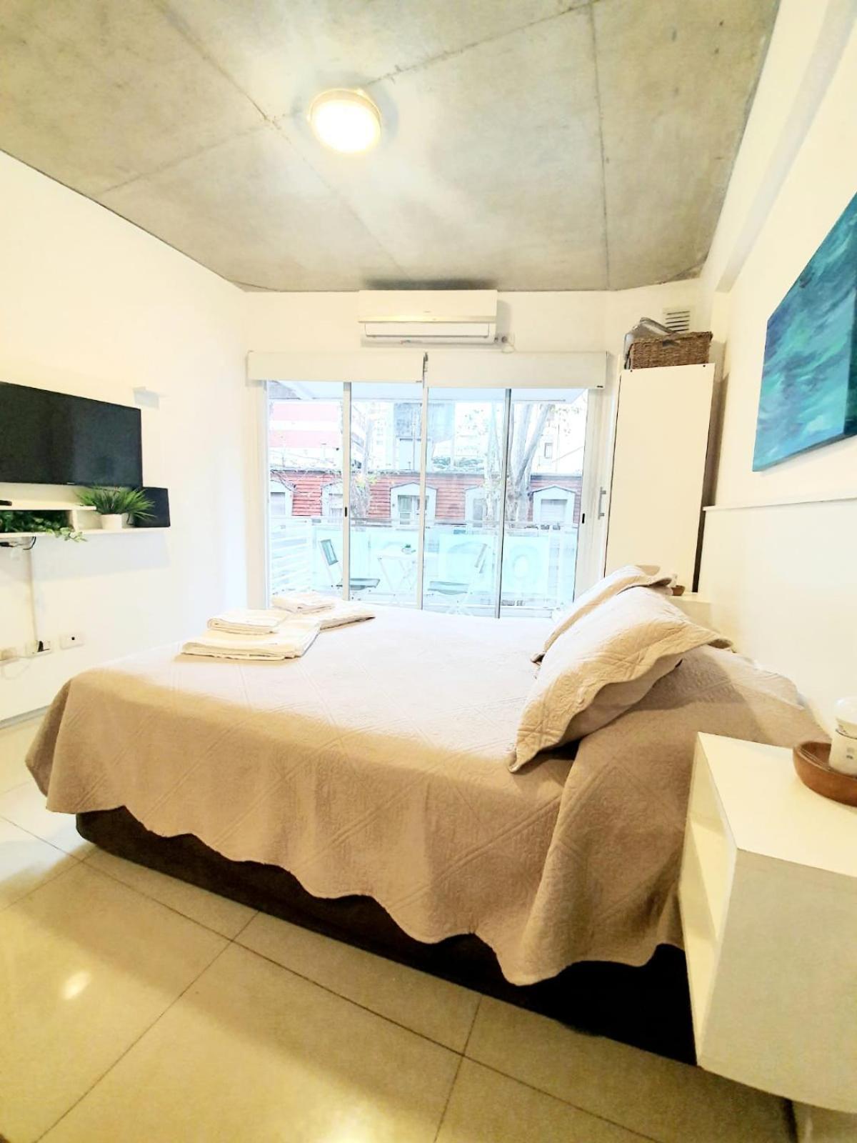 Monoambiente Super Amplio Y Comodo, Ideal Para Explorar La Ciudad Buenos Aires Exteriör bild